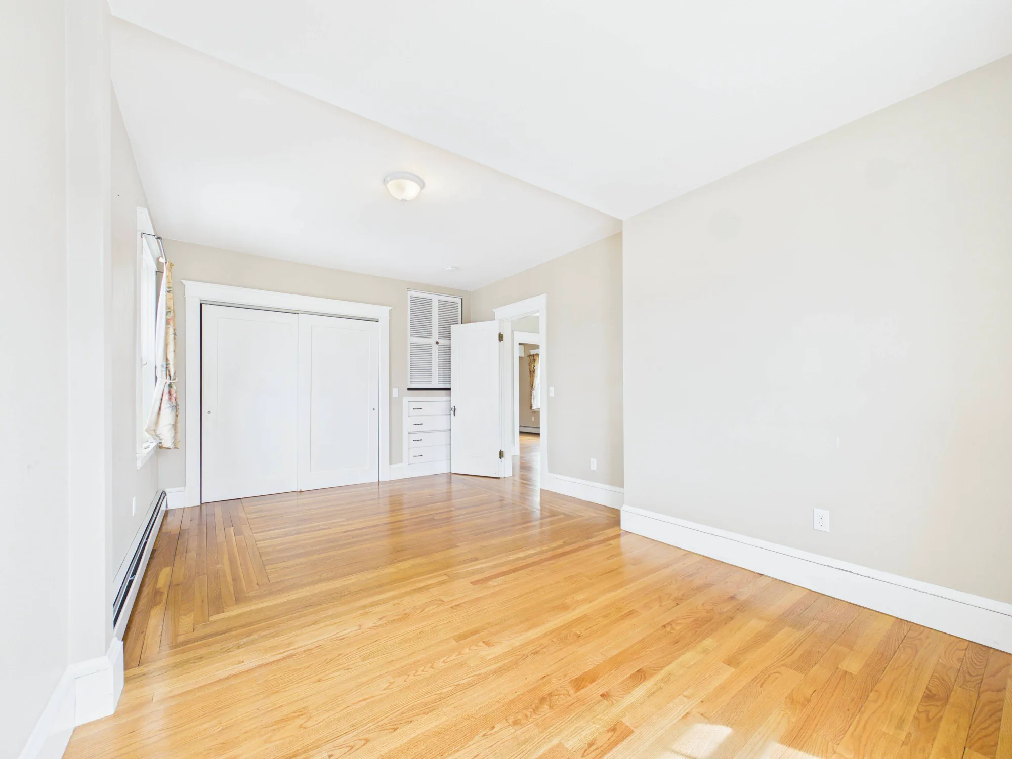 Completed project empty living room listing photo sample